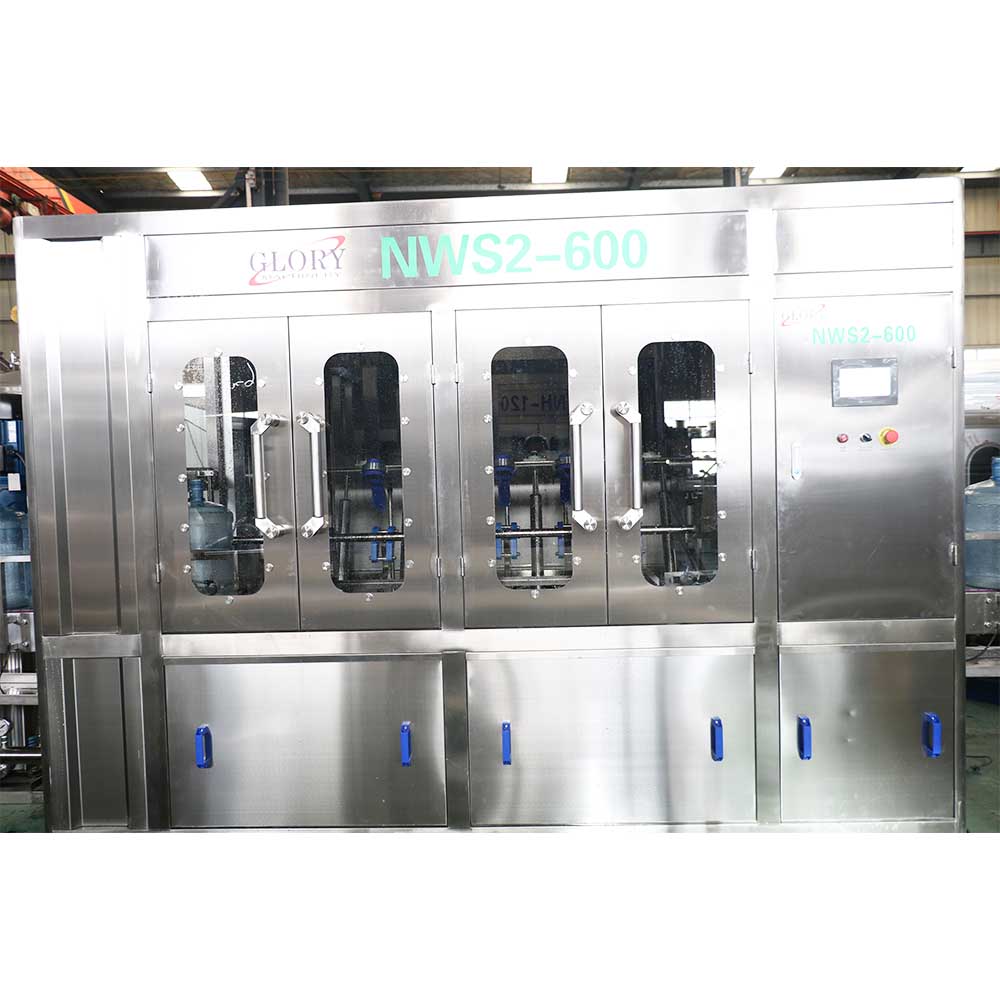 Automatic inner high pressure washing outside brushing machine