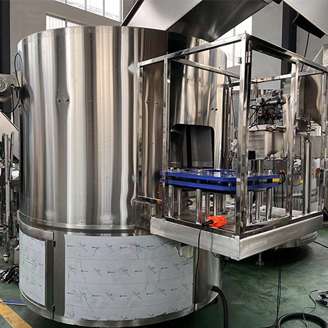 Technical innovation and application of beverage filling machines
